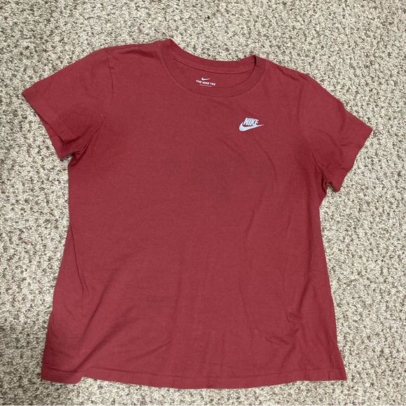 Nike tee shirt - Picture 1 of 7